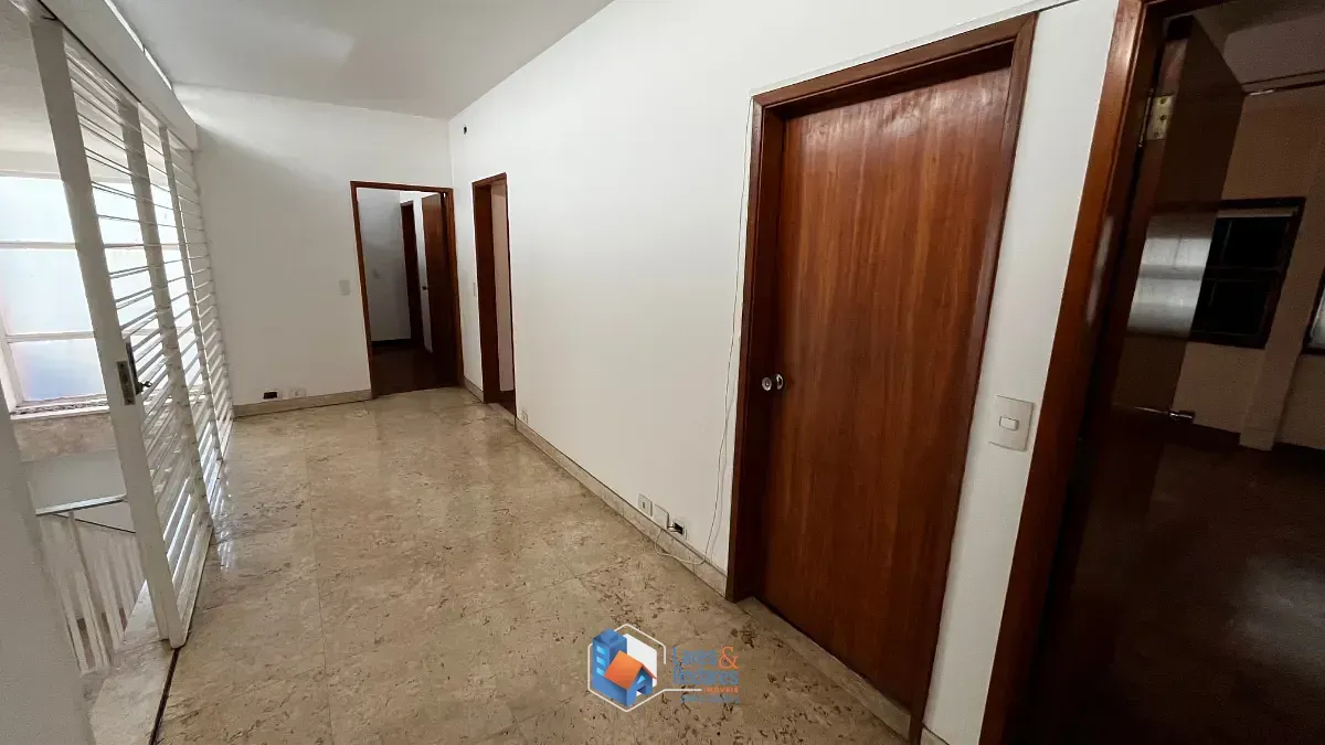 Imagem Casa para venda em Jardim Europa com 4 quartos, sendo 1 suíte, 345m²
