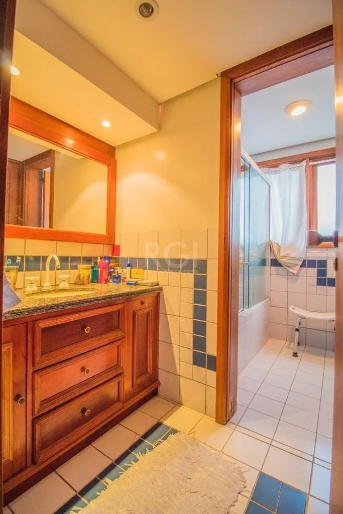 Imagem Apartamento duplex em Petropolis