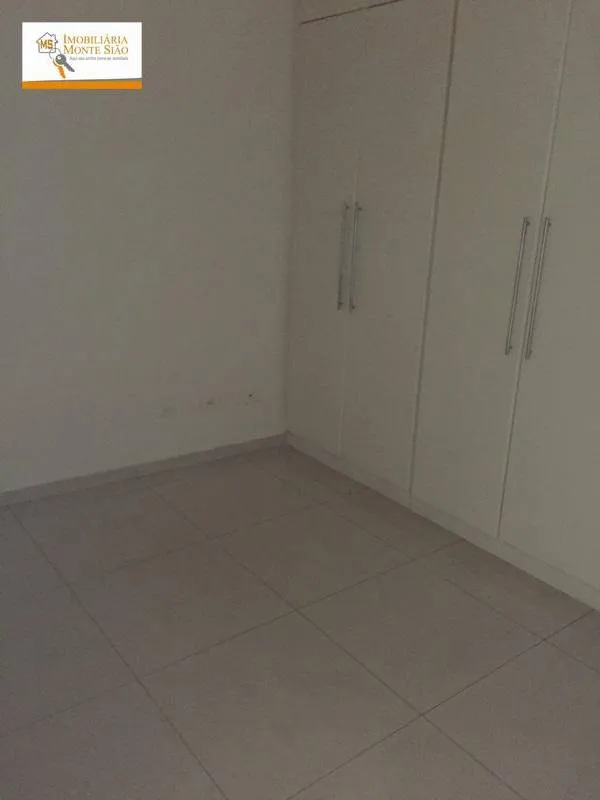 Imagem Sobrado com 3 dormitórios à venda, 200 m² por R$ 930.000,00 - Vila Galvão - Guarulhos/SP