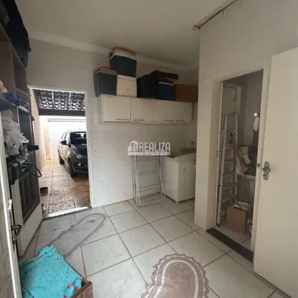 Imagem Casa à venda no bairro Jardim Nenê Gomes, em Uberaba