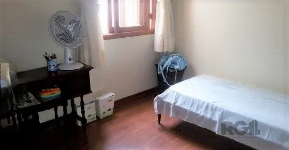 Imagem Casa em condomínio no Partenon de 3 dormitórios e vaga