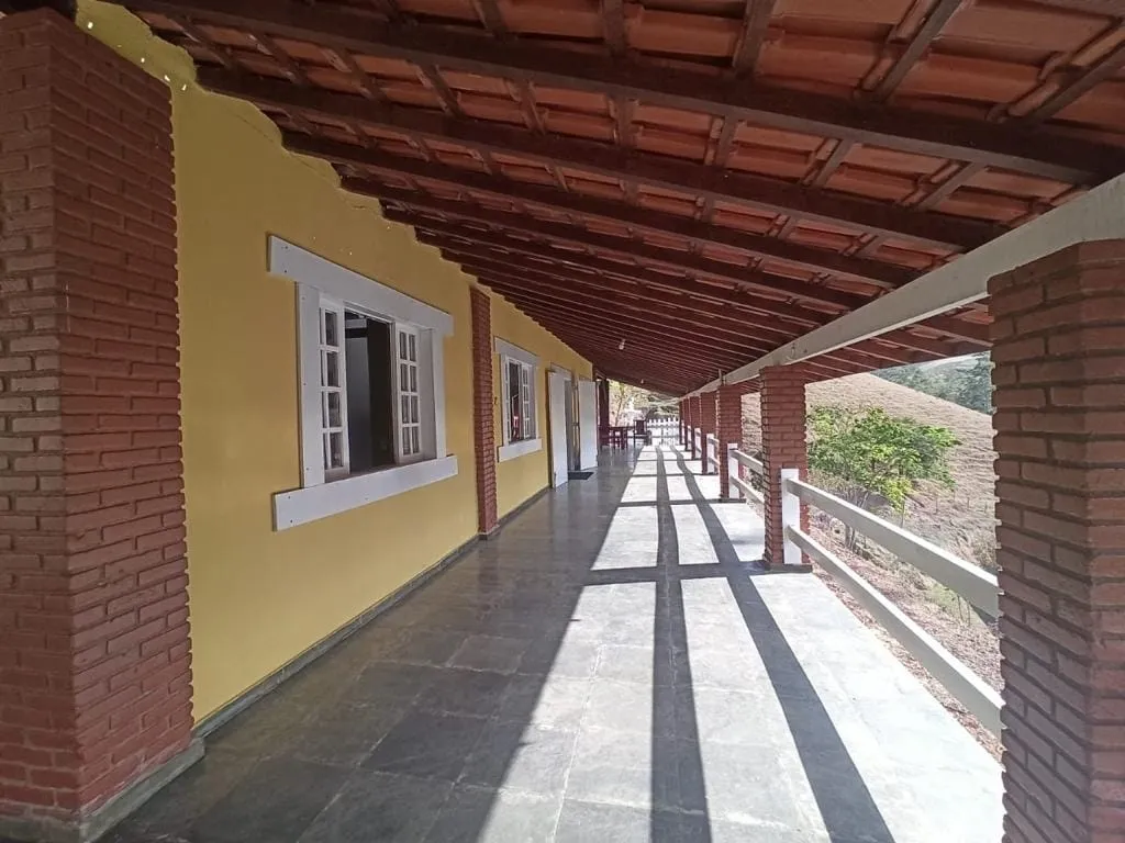 Imagem Chácara à venda 3 Quartos, 1 Suite, 108000M², Zona Rural, São José dos Campos - SP