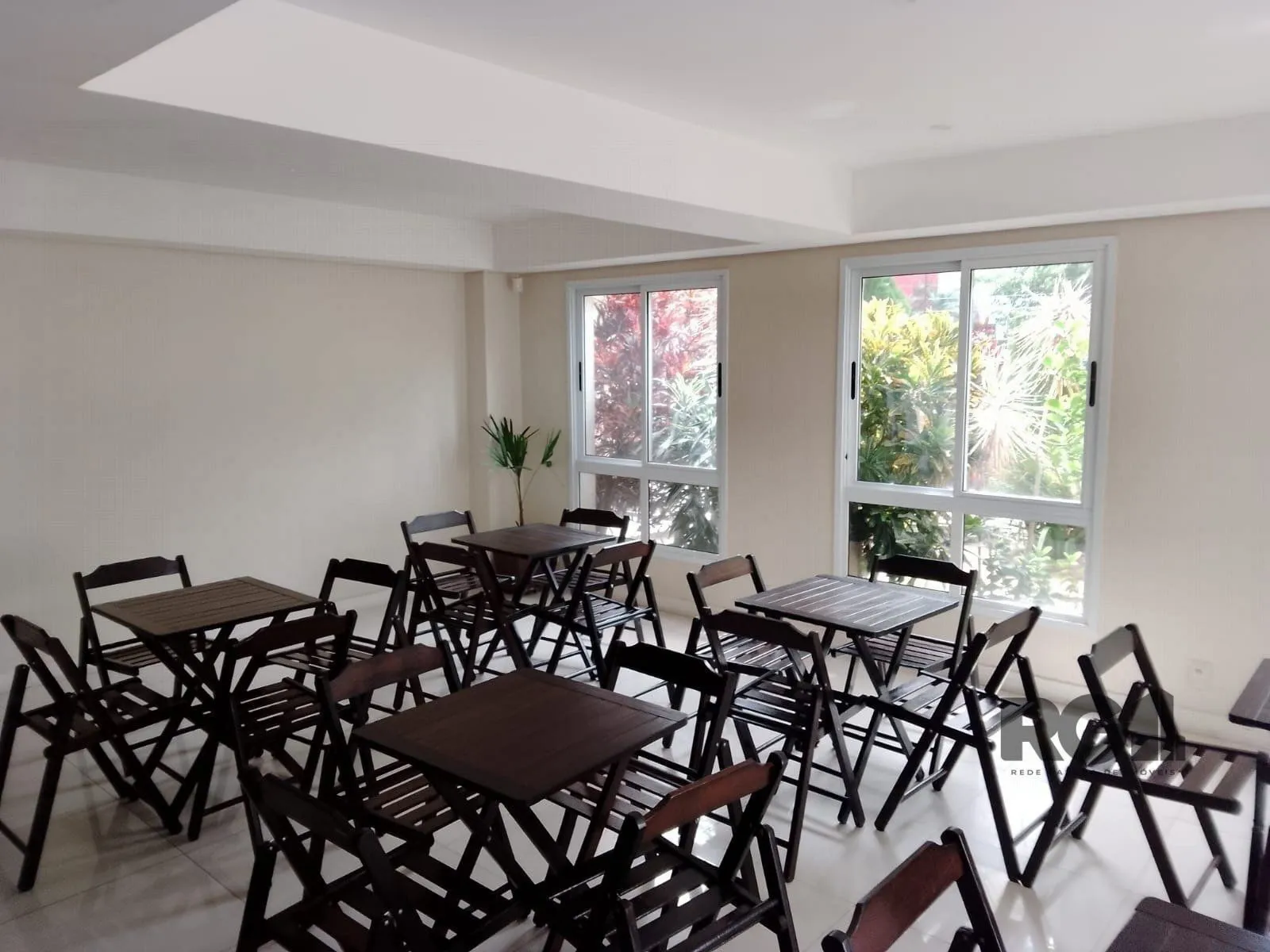 Imagem Apartamento para Venda - 79.75m², 3 dormitórios, sendo 1 suites, 1 vaga - Santo Antonio