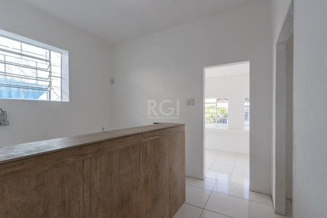 Imagem Casa para Venda - 180.2m², 3 dormitórios, 3 vagas - Medianeira
