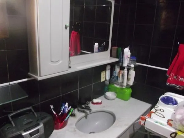 Imagem Casa com 03 quartos em terreno de 13:20 x 7501, no bairro Medianeira