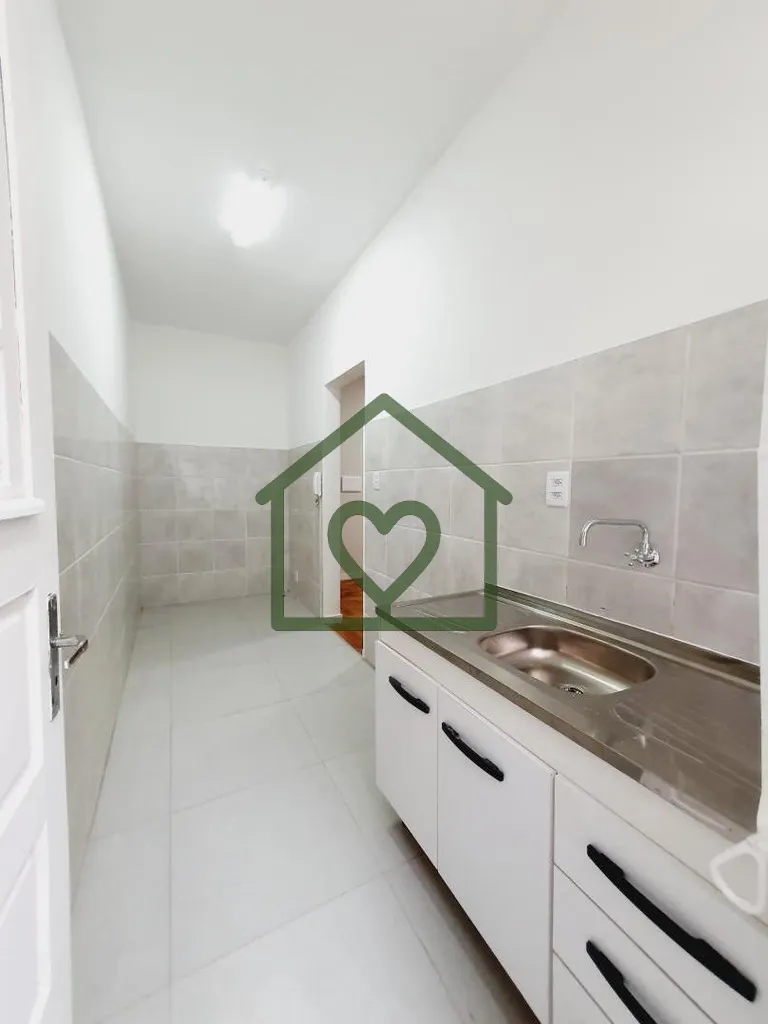 Imagem Apartamento tipo JK com 37m², no bairro Menino Deus. Apartamento de térreo, mas com muita privacid...