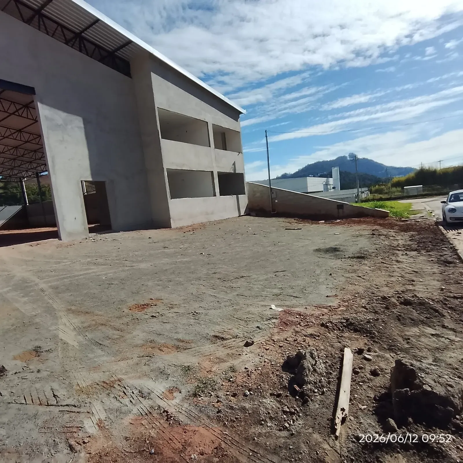 Imagem Galpão para Alugar, 720 metros em Salvaterra - Juiz de Fora
