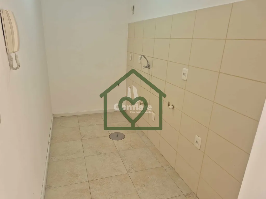 Imagem Ótimo apartamento de 1 dormitório, banho social, living 2 ambientes, cozinha, área de serviço, 1...