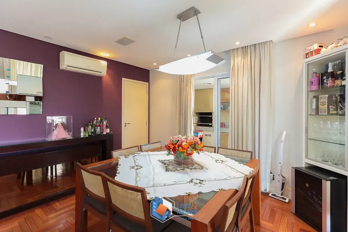 Imagem Apartamento para venda em Vila Romana com 4 quartos, sendo 4 suítes, 223m²