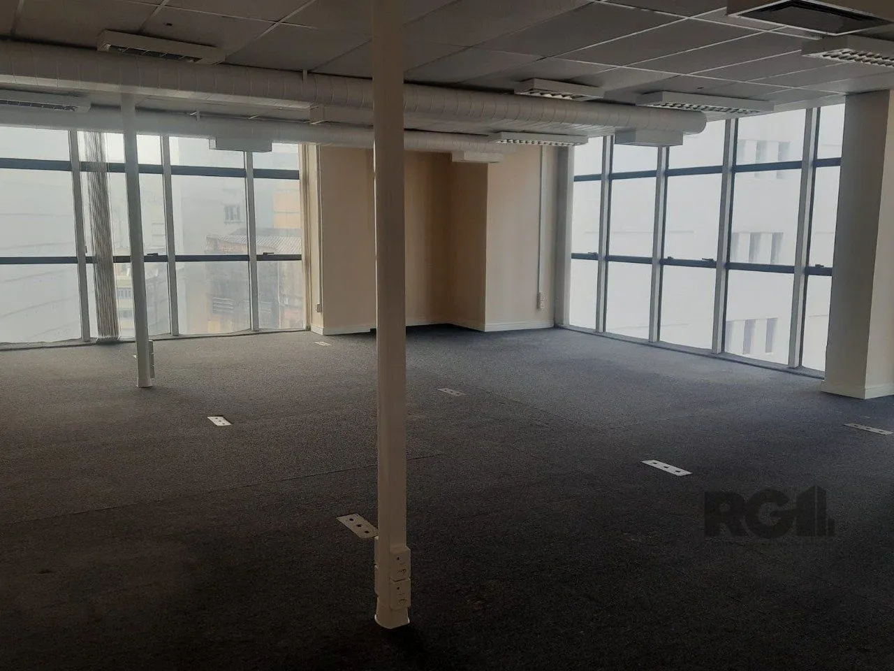 Imagem Sala Comercial à venda Centro Histórico Porto Alegre/RS