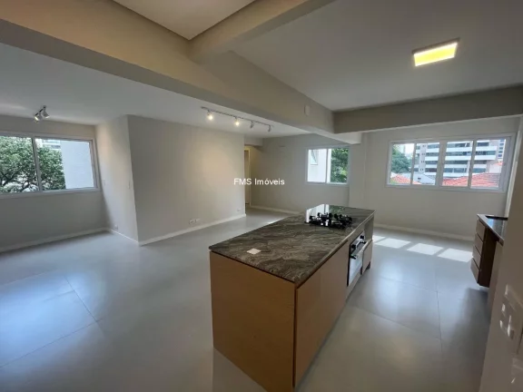 Imagem Apartamento à venda em Moema, com 2 quartos, 2 banheiros, 1 vaga de garagem, 80m² de área.