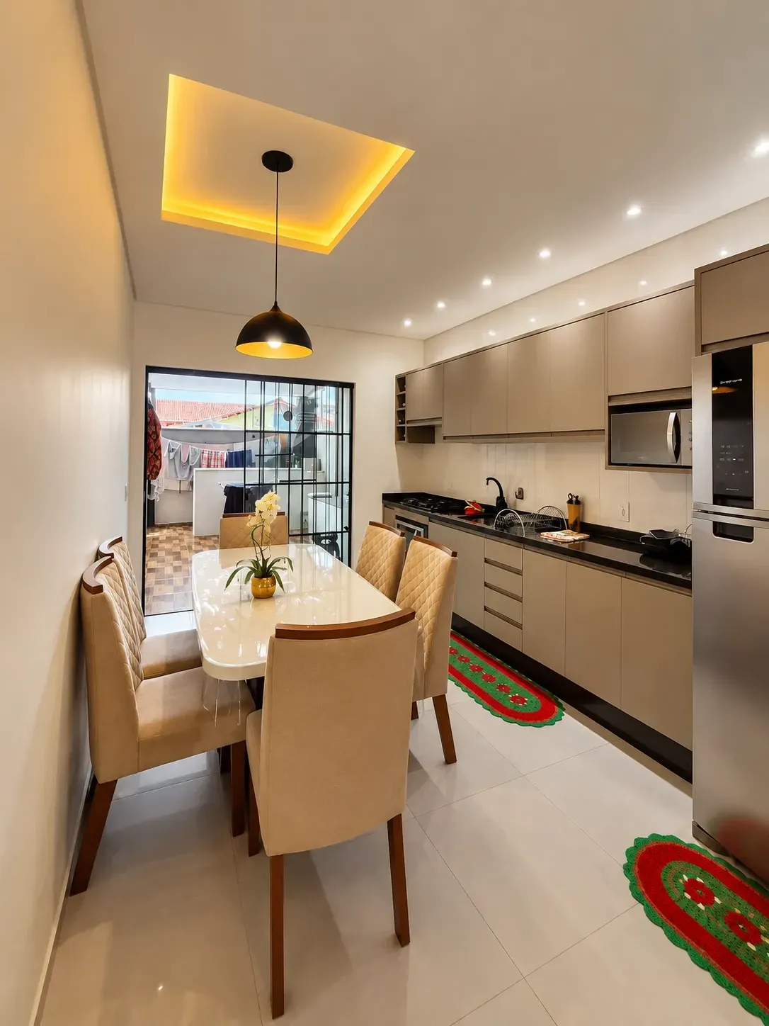 Imagem Sobrado com 2 Quartos à Venda, 65 m² em Jardim Iririú - Joinville