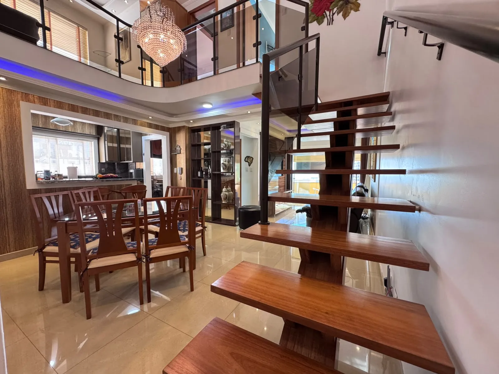 Imagem Apartamento com vista para o mar à venda com 115m2 por R$ 1.850.000,00