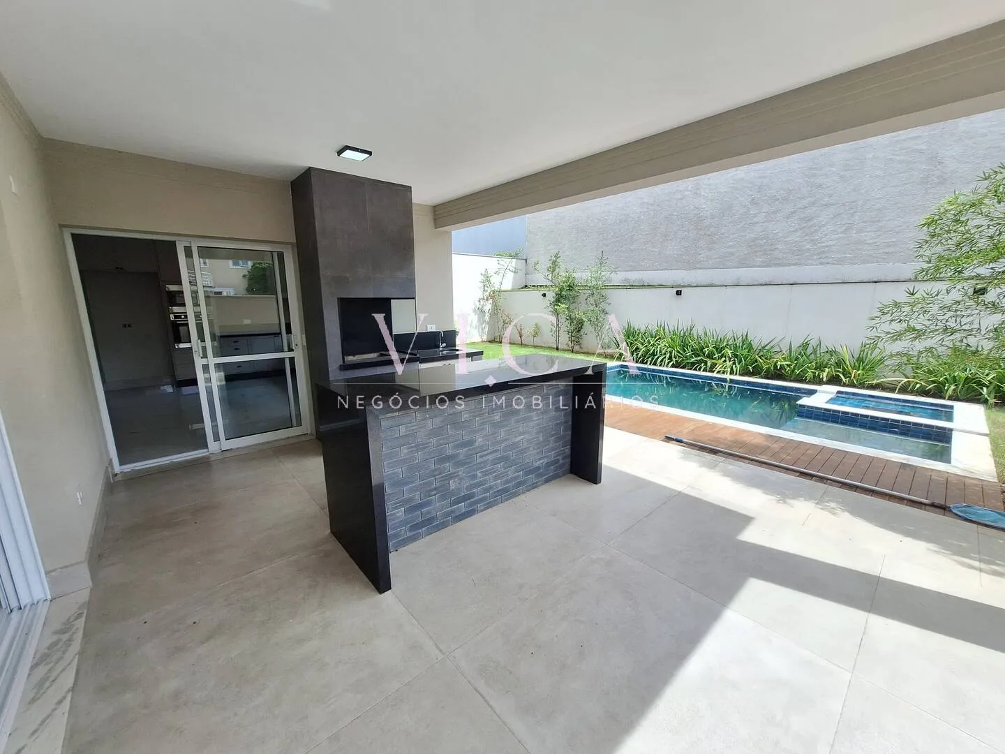 Imagem Casa com 4 suítes, 468m² para venda por R$ 5.000.000 - Alphaville/SP