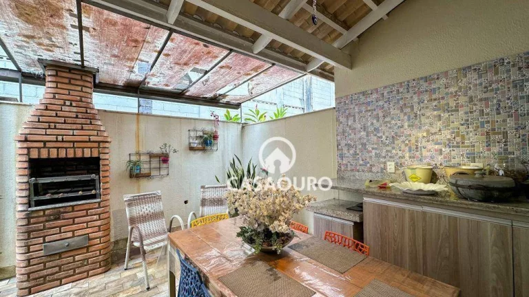 Imagem Casa com 4 quartos à venda, 165 m² - Cabeceira - Nova Lima/MG