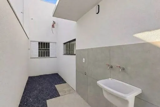Imagem Casa 2 Quartos sendo 1 Suíte Bairro Dom Bosco