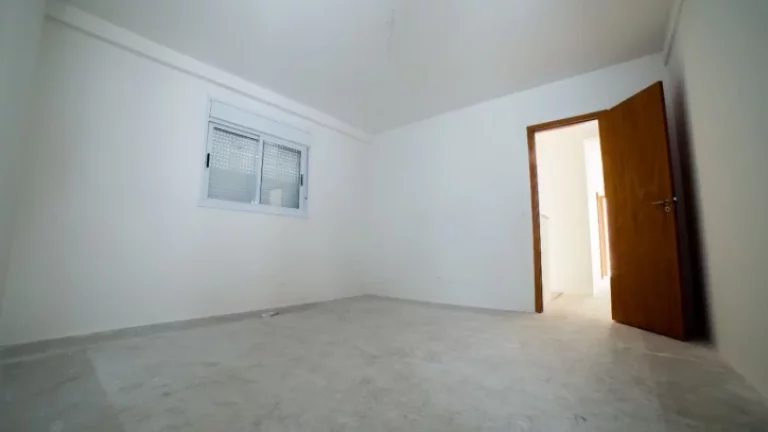 Imagem Apartamento duplex, piscina e 2 vagas demarcadas. Encruzilhada - Santos/SP