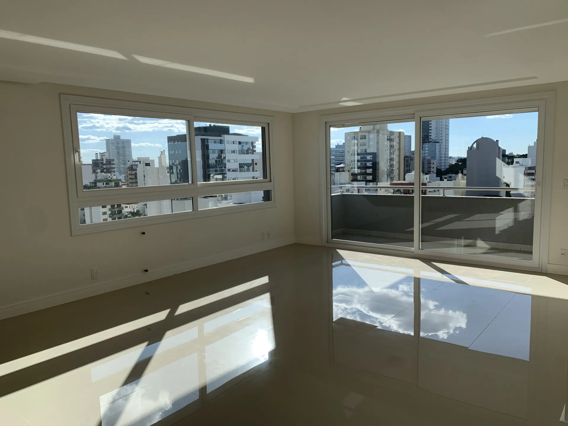 Imagem Apartamento à venda em Caxias do Sul, Exposição, com 3 quartos, 207m2