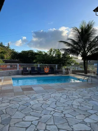 Imagem Sobrado com 4 suítes à venda por R$ 950.000 - Perequê-Mirim - Ubatuba/SP