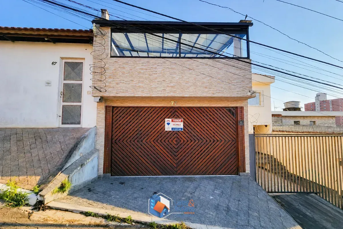 Foto do imóvel Sobrado para venda em Vila Fachini com 3 quartos, sendo 1 suíte, 102m² em Rua Anderson Messias Costa