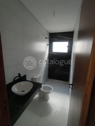 Imagem Casa à venda no Condomínio Nova Esperança em Parnamirim!