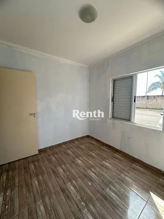Imagem Apartamento com 2 dormitórios à venda, 49 m² por R$ 145.000,00 - Jardim Guanabara - Rio Claro/SP