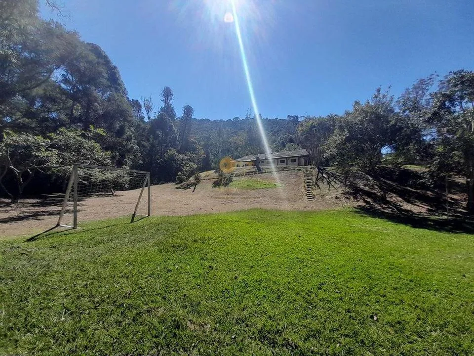 Imagem Sítio para Venda em Teresópolis / RJ no bairro Granja Florestal