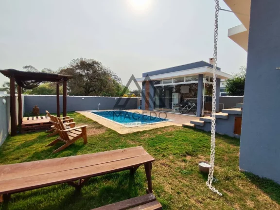 Imagem Sobrado com 3 dormitórios - Vista para o Lago