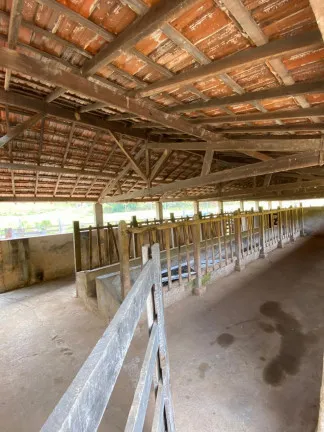 Imagem Imóvel com 2 Quartos à Venda,  em CENTRO - Paraíba do Sul