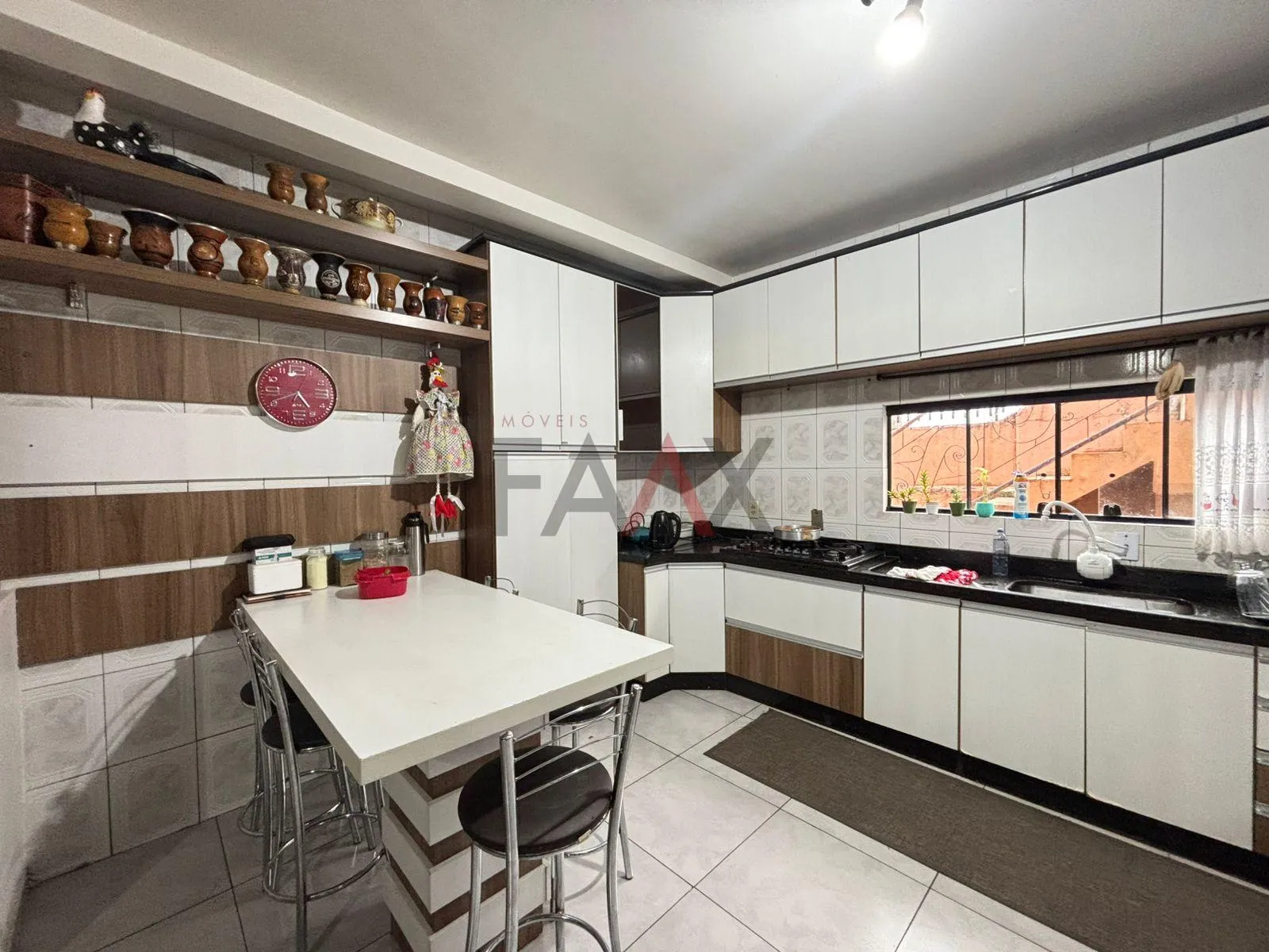 Imagem Sobrado com 4 quartos à venda,236.51 m², SANTANA, GUARAPUAVA - PR