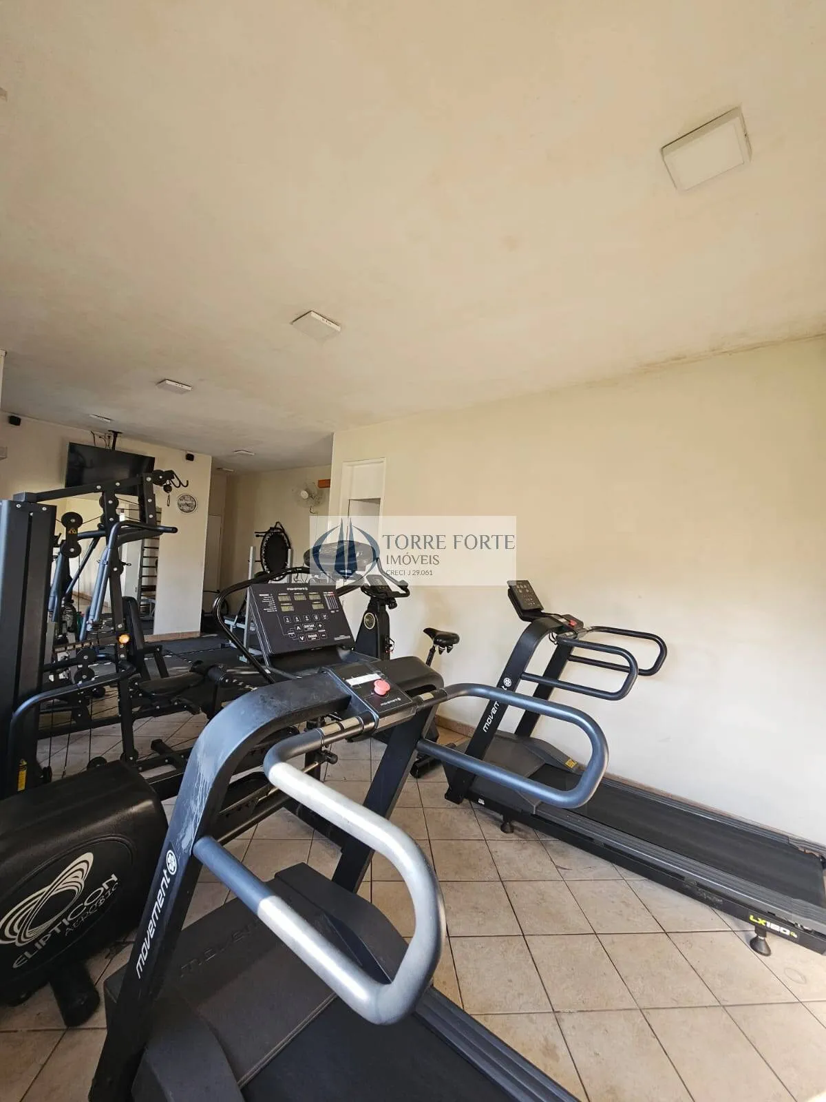 Imagem Lindo Apartamento mobiliado, 2 dormitórios na Vila Ré 