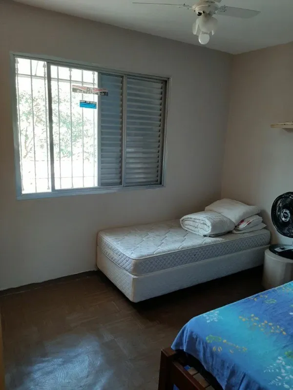 Imagem Imperdível Sobrado à Venda em Rudge Ramos - São Bernardo do Campo-SP: 4 quartos, 1 suíte, 2 banheiros, 2 vagas, 184m².