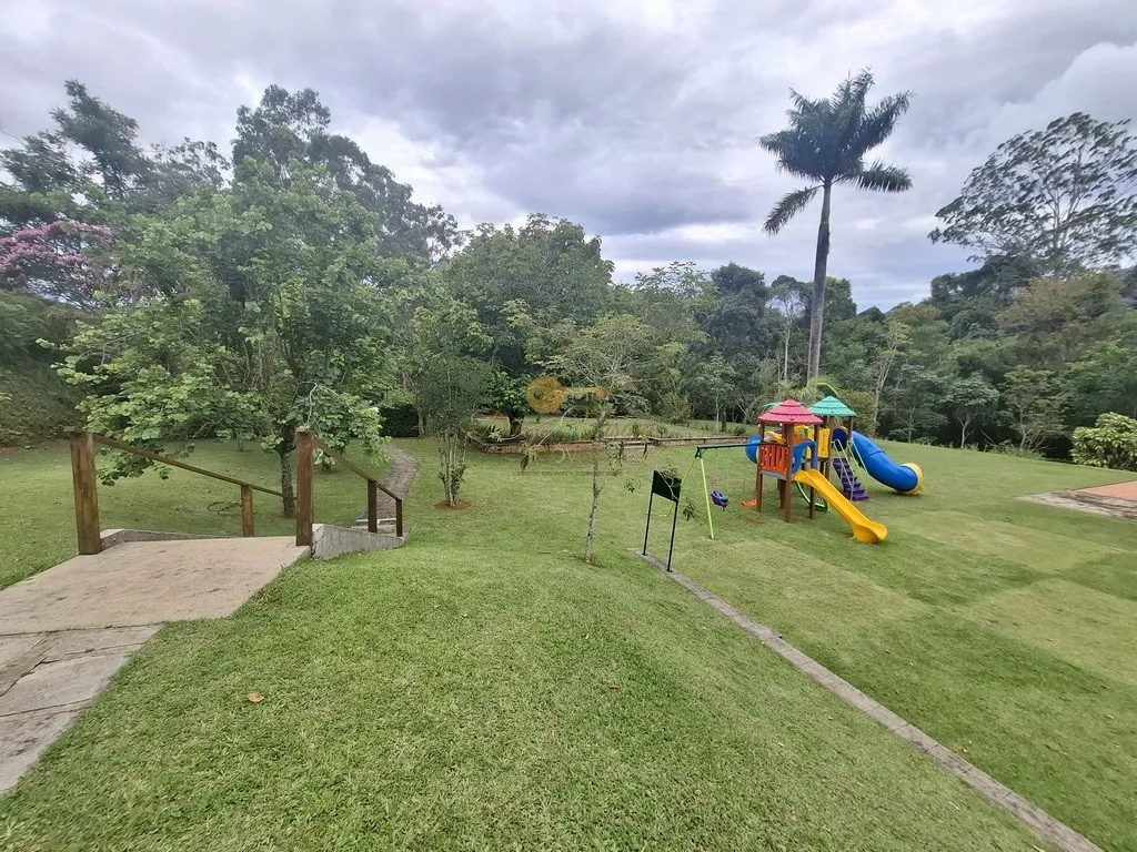 Imagem Terreno em Condomínio para Venda em Teresópolis / RJ no bairro Parque do Imbui