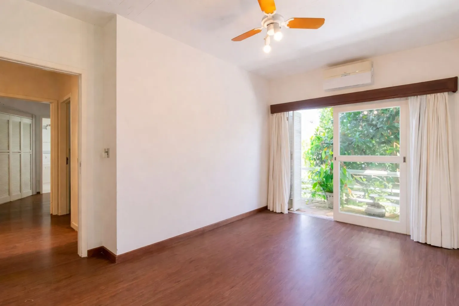 Imagem Casa de 6 quartos com vista panorâmica para o Guaíba