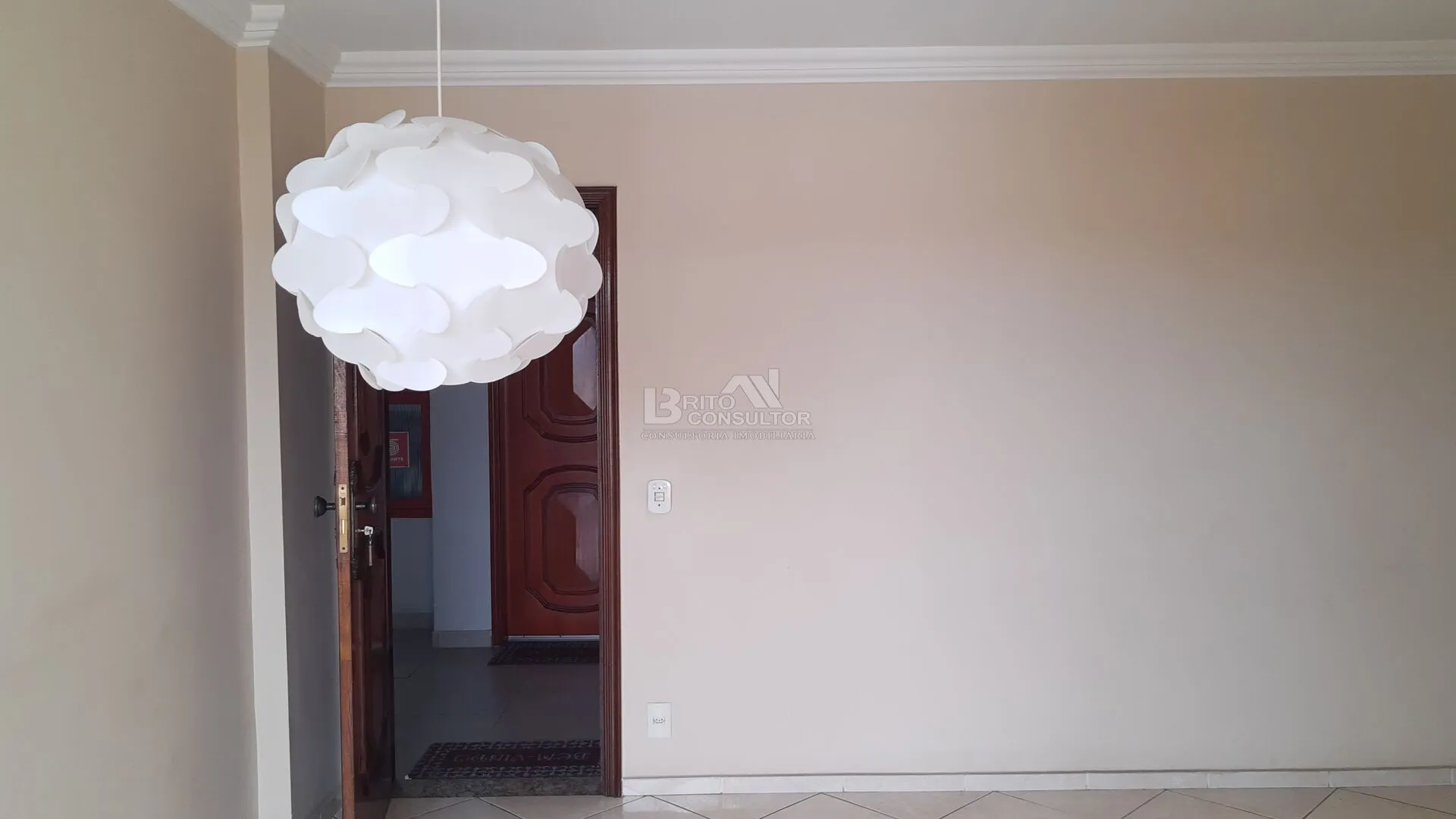 Imagem Apartamento 2 Quartos à Venda no Mutondo | Alcântara - 112 m², Varanda | Garagem | Dependência Completa