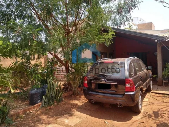 Imagem Casa à venda próxima a Santa Casa de Fernandópolis