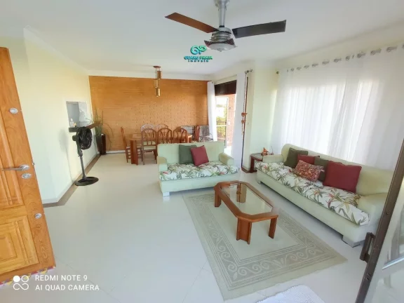 Imagem Locação anual - 3 dormitórios com armários, sendo 2 suítes, sala ampla para 2 ambientes com sacada, despensa, banheiro social, lavabo, cozinha com armários planejados