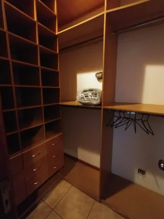 Imagem Casa de Condomínio com 4 Quartos e 5 banheiros à Venda, 1108 m²