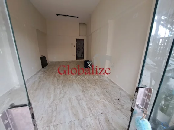 Imagem loja para locação com 25m², quadra da praia, pacote R$3.800,00 no Boqueirão em Santos