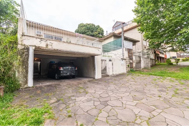 Imagem Casa para venda no bairro Chácara das Pedras em Porto Alegre