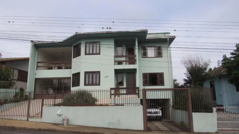 Imagem Casa para Venda em Concórdia, Nazaré, 3 dormitórios, 1 suíte, 1 banheiro