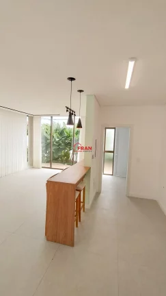 Imagem Belissíma Casa moderna 2 pavimentos com 3 Suite 2 vgas,.