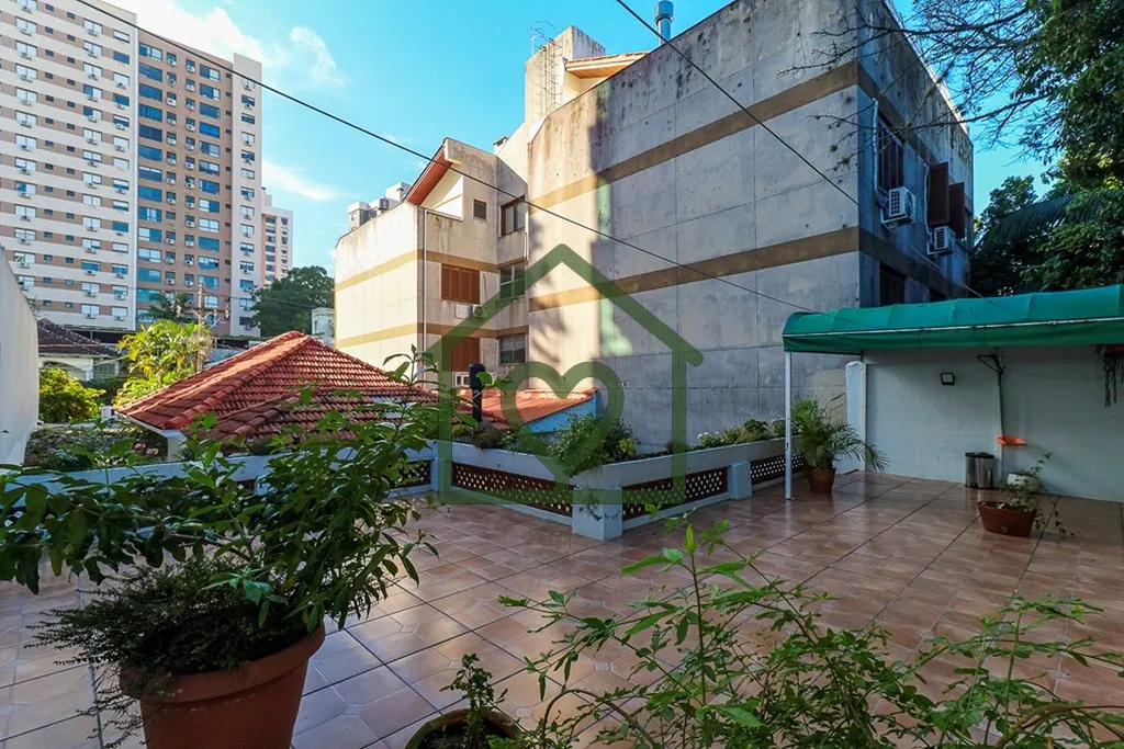 Imagem Casa com 4 dormitórios e 5 vagas no bairro Passo DAreia 
 
Casa com 180m² de área privativa, em t...