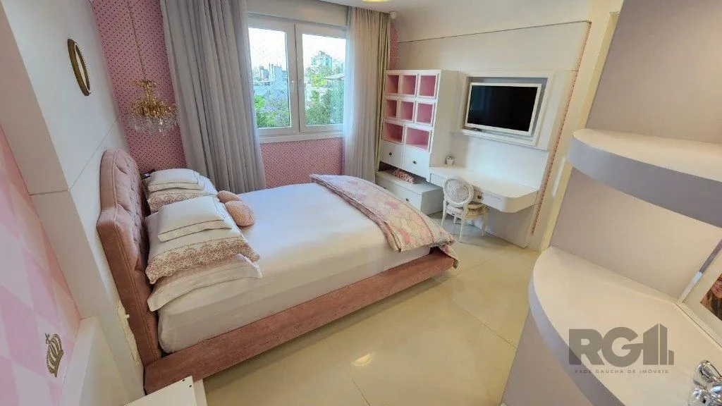 Imagem Excelente apartamento de 382,57 m² com 4 suítes e 4 vagas de garagem