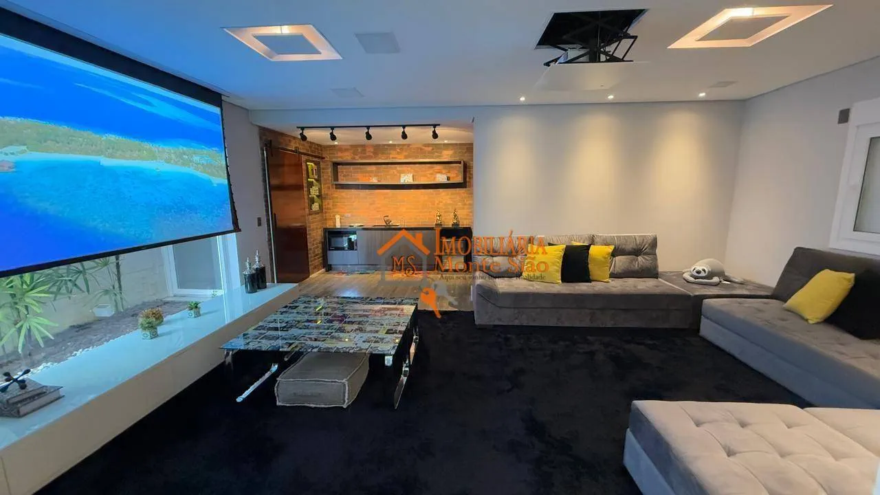 Imagem Sobrado com 5 dormitórios à venda, 450 m² por R$ 3.600.000,00 - Fazenda Rodeio - Mogi das Cruzes/SP
