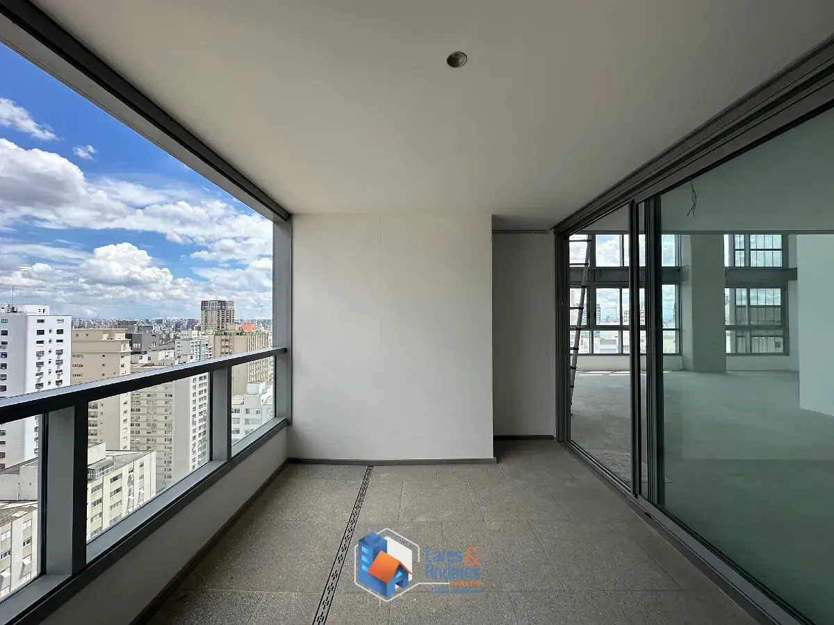 Imagem Duplex para venda em Cerqueira César com 2 quartos, sendo 2 suítes, 148m²