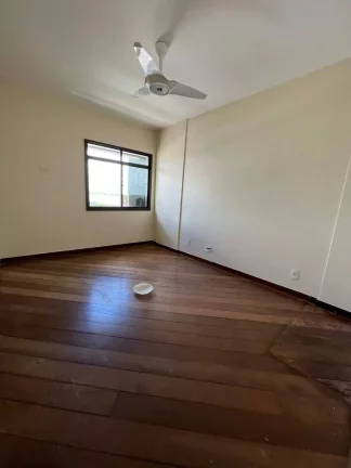Imagem Apartamento 4/4 com área de lazer no Condomínio Edifício Saint Germain