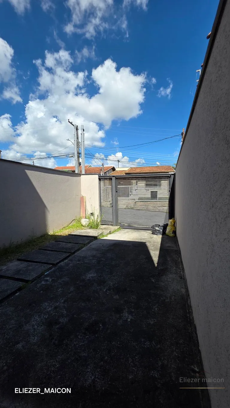 Imagem Sobrado à Venda com 3 quartos no Jardim das Acácias, Poços de Caldas - MG