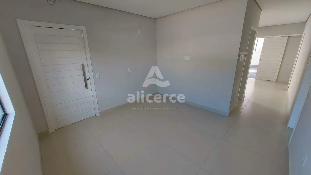 Imagem CASA 3 QUARTOS COM SUÍTE, PISCINA E EDÍCULA - SERRARIA - SÃO JOSÉ/SC