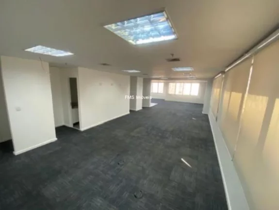 Imagem Conjunto comercial com 360m² no Jd. Paulista.